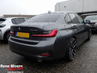 krockskadad bil auto BMW 3-serie 330e High Executive 2022/3