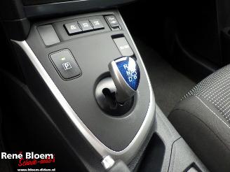 Toyota Auris 1.8 Hybrid Touring Sports picture 18