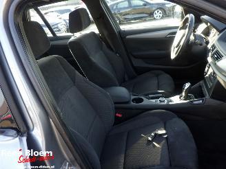 BMW X1 sDrive20i Business Automaat 184 pk picture 13