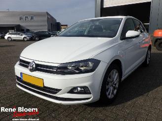 Unfallwagen Volkswagen Polo 1.0 TSI Comfortline Business 5drs Navi 2018/11