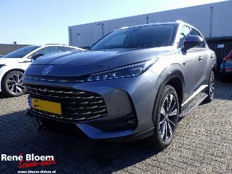 skadebil auto MG HS Hybrid+ 1.5 Luxury 143pk 2025/8