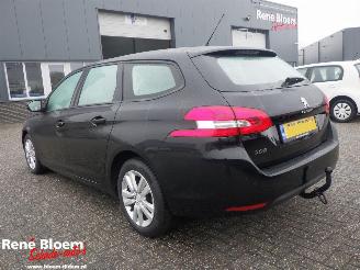 Peugeot 308 1.2 Puretech 110pk picture 2