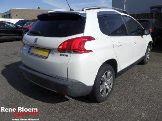 Unfallwagen Peugeot 2008 1.2 PureTech Style Airco 2015/2