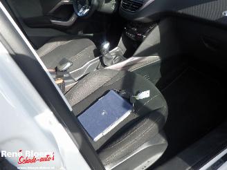 Peugeot 2008 1.2 PureTech Style Airco picture 10