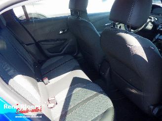 Peugeot 208 1.2 Hybrid 110 e-DCS 6 Allire picture 14