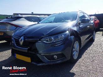 Voiture accidenté Renault Mégane Estate 1.5 dci Eco 2 Limited 2018/2