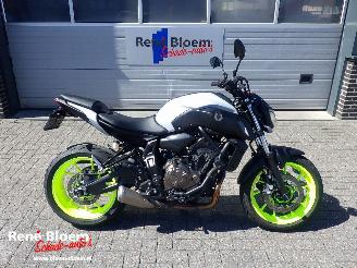krockskadad bil motor Yamaha MT-07  2020/7