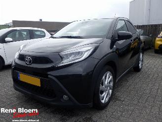 krockskadad bil auto Toyota Aygo X 1.0 VVT-i MT First 5drs 2022/8