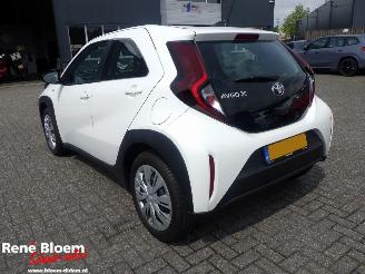 Toyota Aygo 1.0 VVT-i S-CVT Play picture 2