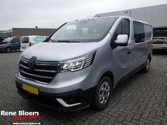 krockskadad bil bedrijf Renault Trafic 2.0 Blue DCi 130 Advance Dubbel Cabine 2024/9