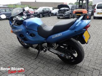 Suzuki GSX 750  picture 6