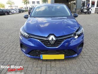 Renault Clio 1.0 TCe 90 Equilibre picture 3