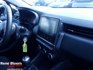 Renault Clio 1.0 TCe 90 Equilibre picture 9