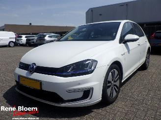 Coche accidentado Volkswagen e-Golf e-Golf 2015/10