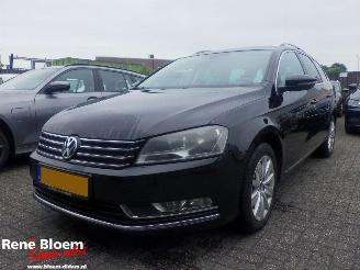 krockskadad bil auto Volkswagen Passat 1.6 TDI R-Line Blue Motion 105pk 2014/4