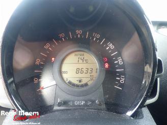 Peugeot 108 1.0 e-VTi Active Airco 5drs picture 16