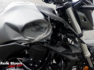 Honda CB 750 Hornet picture 17