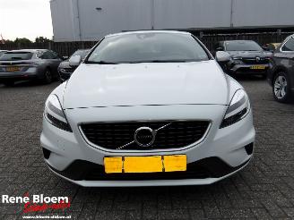 Volvo V-40 2.0 D3 R-Design Aut picture 6