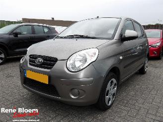 Voiture accidenté Kia Picanto 1.0 X-pect 2010/1