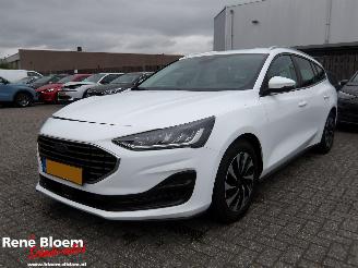 damaged passenger cars Ford Focus 1.0 Ecoboost Hybrid 2022/12