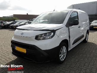 uszkodzony samochody ciężarowe Toyota Proace City 1.5D 4D L2 Long Challenger 2024/11