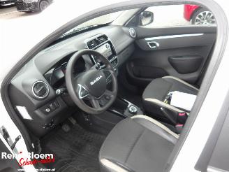 Dacia Spring Essential 27kwh picture 15