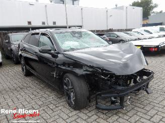 Volkswagen Passat 1.5 e-TSI R-Line Business picture 2
