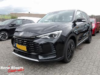 krockskadad bil auto MG ZS Hybrid + 1.5 Standard 2026/1