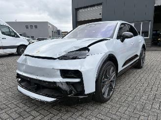 Porsche Macan GTS 100kwh picture 4
