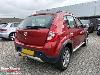 Voiture accidenté Dacia Sandero 1.6 Stepway Airco 5drs 2012/3