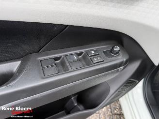 Suzuki Swift 1.2 Select Smart Hybrid 5drs Navi picture 17