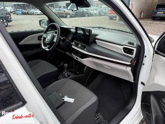 Suzuki Swift 1.2 Select Smart Hybrid 5drs Navi picture 11