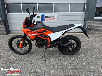 damaged motor cycles KTM  390 Enduro R 2025/11