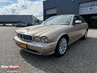 Jaguar XJ 3.5 V8 Executive picture 4