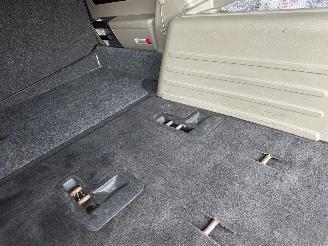 Hummer H2 6.0 automaat 4x4 8Cil - bose - leer - stoelverw - led - clima - privacy glass - trekh - licht + regensensor picture 15