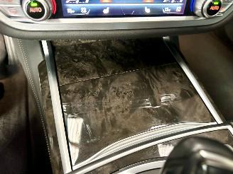 BMW 7-serie 730d xDrive 265pk aut + f1 High Exe M-Ed - nap - schuifdak - hud - softclose - 360 cam - harman/kardon - luchtvering picture 45