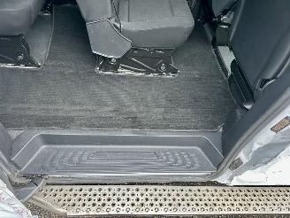 Mercedes Vito Tourer 110 CDI 102pk extra lang 9 Pers - nap - 1e eig - airco - cruise - getint glas - privacy glass - side bars picture 42
