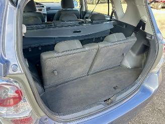 Toyota Verso 1.6 VVT-i 132pk 6-bak Comfort 7Pers - airco - 4x elektr ramen - radio cd + aux - trekh - 4x all season picture 60