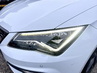 Seat Leon 1.5 TSI 131pk FR Ult Ed - pano - 78dkm - facelift - virtual - front assist - sfeerverl - pdc v+a - alarm - nardo grey picture 131