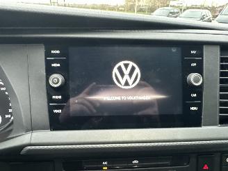 Volkswagen Transporter Gereserveerd 2.0 TDI 110pk L2/H1 Highline - nap - facelift - navi - airco - cruise - elektr pakket - trekh - pdc - CarPlay picture 40