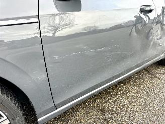 Volkswagen Golf 1.5 eTSI 162pk aut + f1 Style - nap - pano - virtual - massage - front + line + side + park assist - virtual picture 88