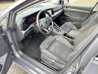 Volkswagen Golf 1.5 eTSI 162pk aut + f1 Style - nap - pano - virtual - massage - front + line + side + park assist - virtual picture 16