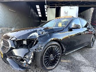 Mercedes E-klasse 300e Hybrid 268pk aut + f1 AMG-Line - pano - sfeerverl - memory l+r - front + line + side assist - 16dkm picture 2