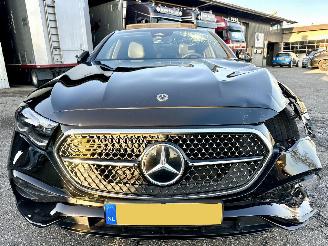 Mercedes E-klasse 300e Hybrid 268pk aut + f1 AMG-Line - pano - sfeerverl - memory l+r - front + line + side assist - 16dkm picture 3