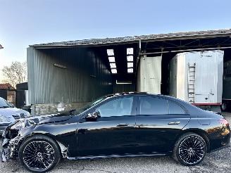 Coche accidentado Mercedes E-klasse 300e Hybrid 268pk aut + f1 AMG-Line - pano - sfeerverl - memory l+r - front + line + side assist - 16dkm 2024/6