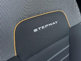 Dacia Sandero Gereserveerd Stepway 1.0 TCe 101pk 6-bak Bi-Fuel Comfort - nap - navi - camera - side assist - lpg/g3 onderbouw fabrieksaf picture 57
