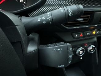 Dacia Sandero Gereserveerd Stepway 1.0 TCe 101pk 6-bak Bi-Fuel Comfort - nap - navi - camera - side assist - lpg/g3 onderbouw fabrieksaf picture 35