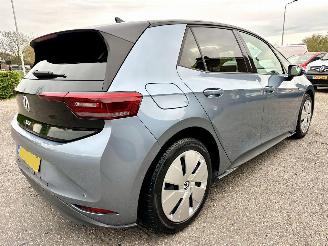 Volkswagen ID.3 gereserveerd Pro 58kWh 145pk aut - 26dkm nap - navi - camera - massage l+r - keyless - front + line assist - pdc v+a picture 4