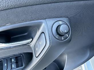 Volkswagen Polo Gereserveerd 1.4-16V 86pk dsg aut Comfortl 5drs - nap - airco - cruise - 4x elektr ramen - esp - boekjes + 2x sleutels op afstandbed picture 45