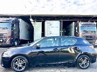 Damaged car Lexus Ct 200h Business Line 2015/11